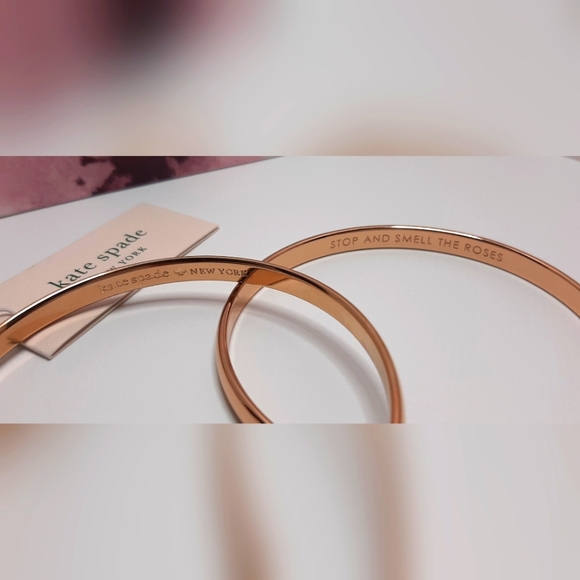 NWT Kate Spade Rose Gold Bangle - Picture 3 of 4